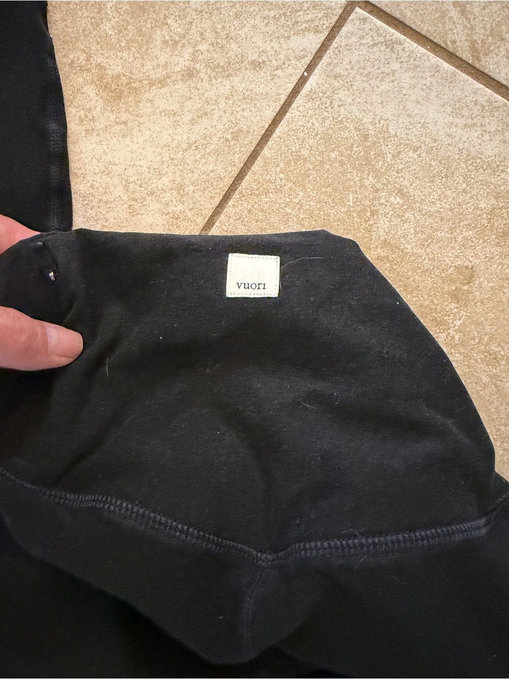 Vuori Black leggings with zipper on back so soft - no size tag